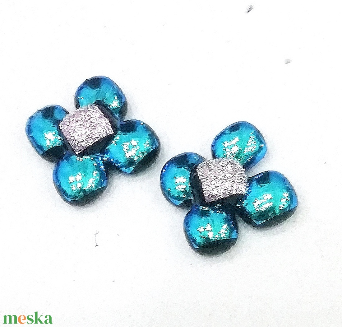 ORVOSI FÉM! ! Csillagvirág  stiftes fülbevaló, ajándék névnapra, születésnapra. - ékszer - fülbevaló - pötty fülbevaló - Meska.hu