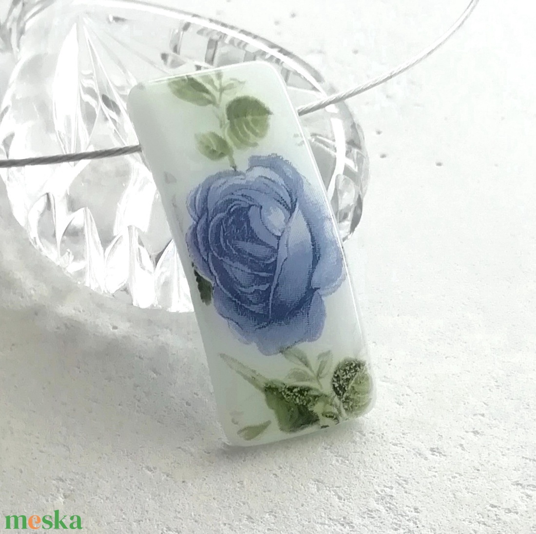 Kék rózsa üvegékszer, ajándék anyák napjára, névnapra, születésnapra. - ékszer - ékszerszett - Meska.hu