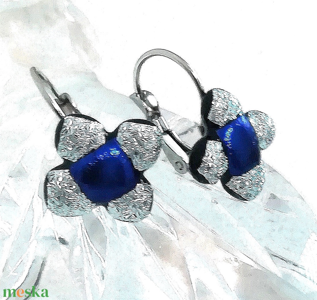 ORVOSI FÉM! ! Csillagvirág kapcsos fülbevaló, ajándék névnapra, születésnapra. - ékszer - fülbevaló - pötty fülbevaló - Meska.hu