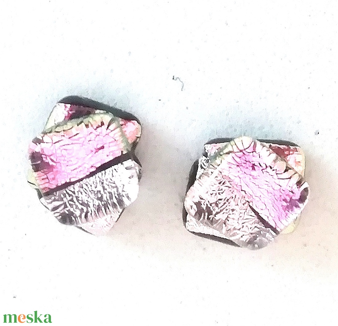 Orvosi fém!  Dichroic duó trendi fülbevaló, ajándék névnapra, születésnapra. - ékszer - fülbevaló - pötty fülbevaló - Meska.hu