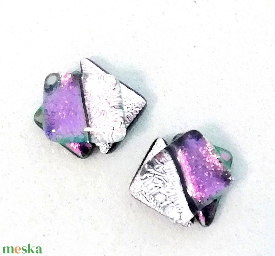 Orvosi fém!  Dichroic duó trendi fülbevaló, ajándék névnapra, születésnapra. - ékszer - fülbevaló - pötty fülbevaló - Meska.hu