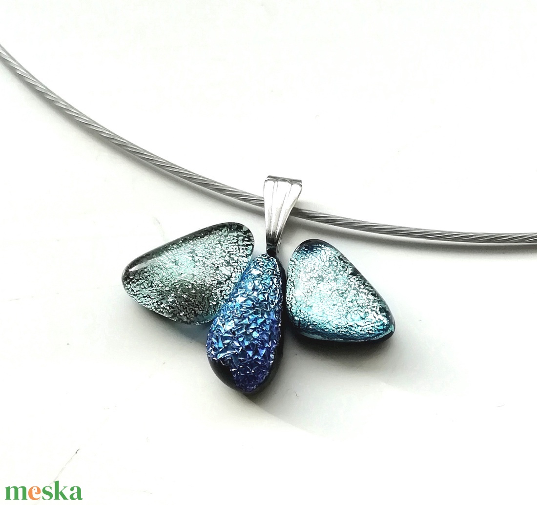  NEMESACÉL!   Ezüstkék cseppecske dichroic nyaklánc. - ékszer - nyaklánc - medálos nyaklánc - Meska.hu