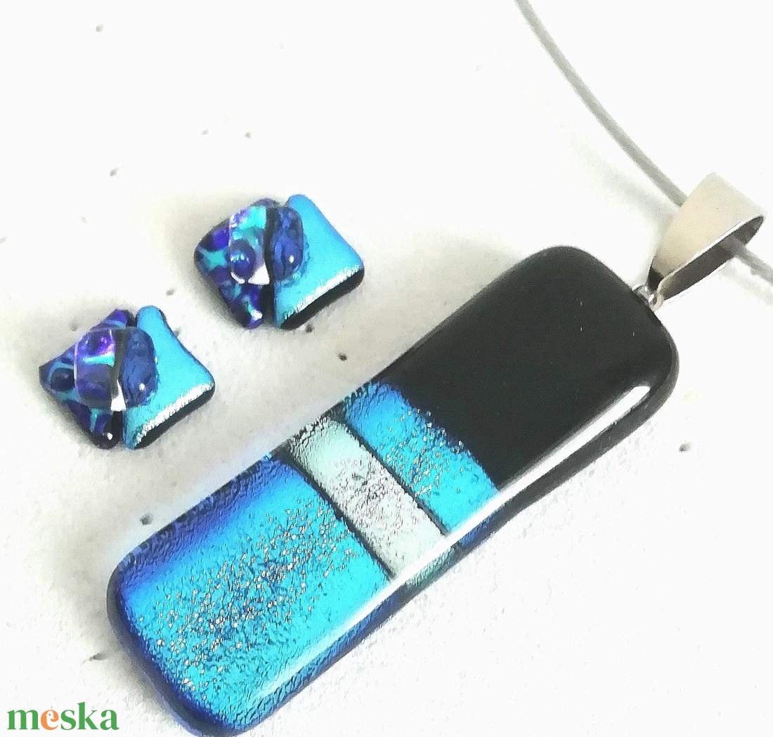 Dichroic fények ékszerszett. - ékszer - ékszerszett - Meska.hu