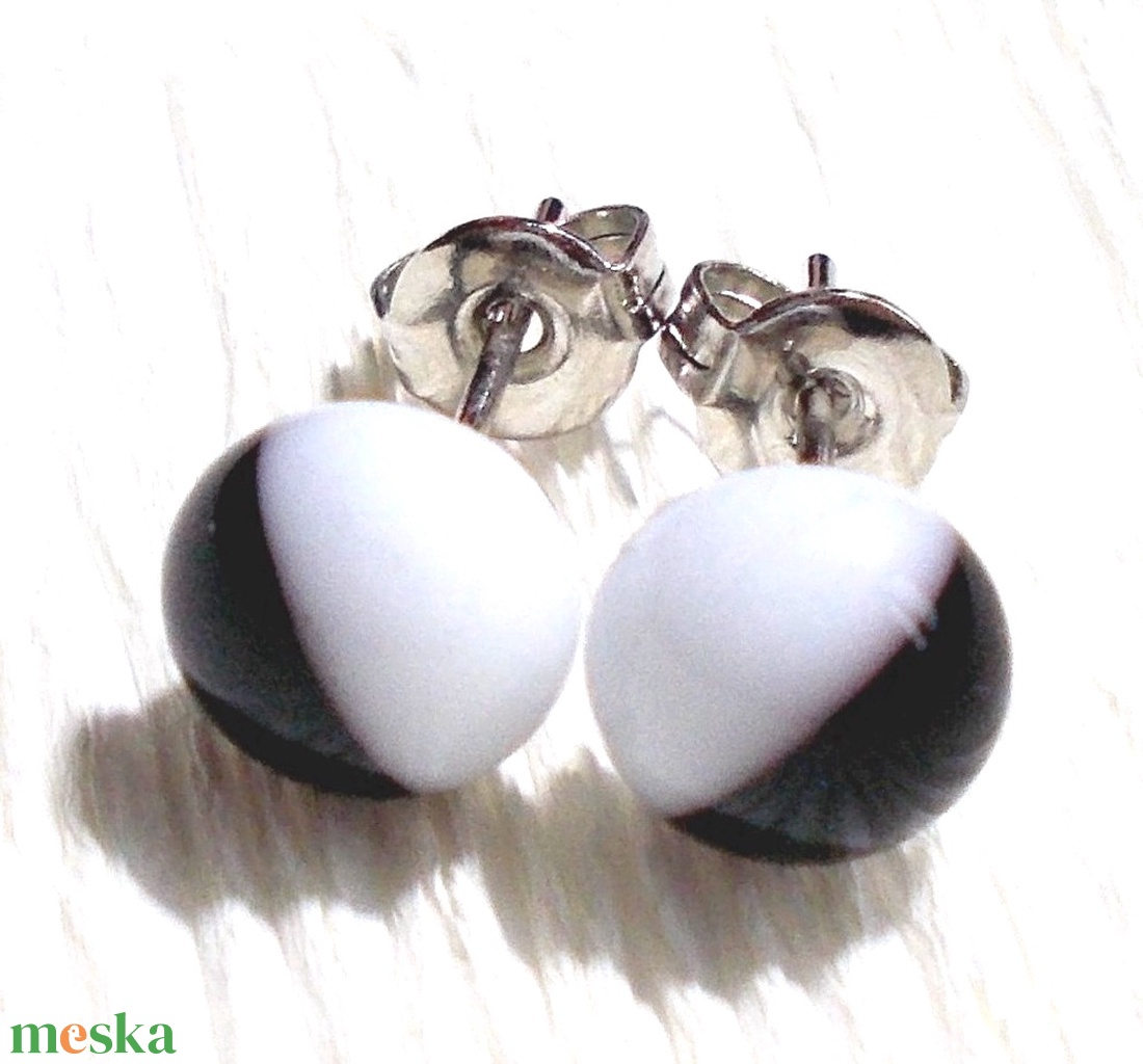 NEMESACÉL!   Fekete-fehér ékszerszett, ajándék névnapra, születésnapra. - ékszer - ékszerszett - Meska.hu