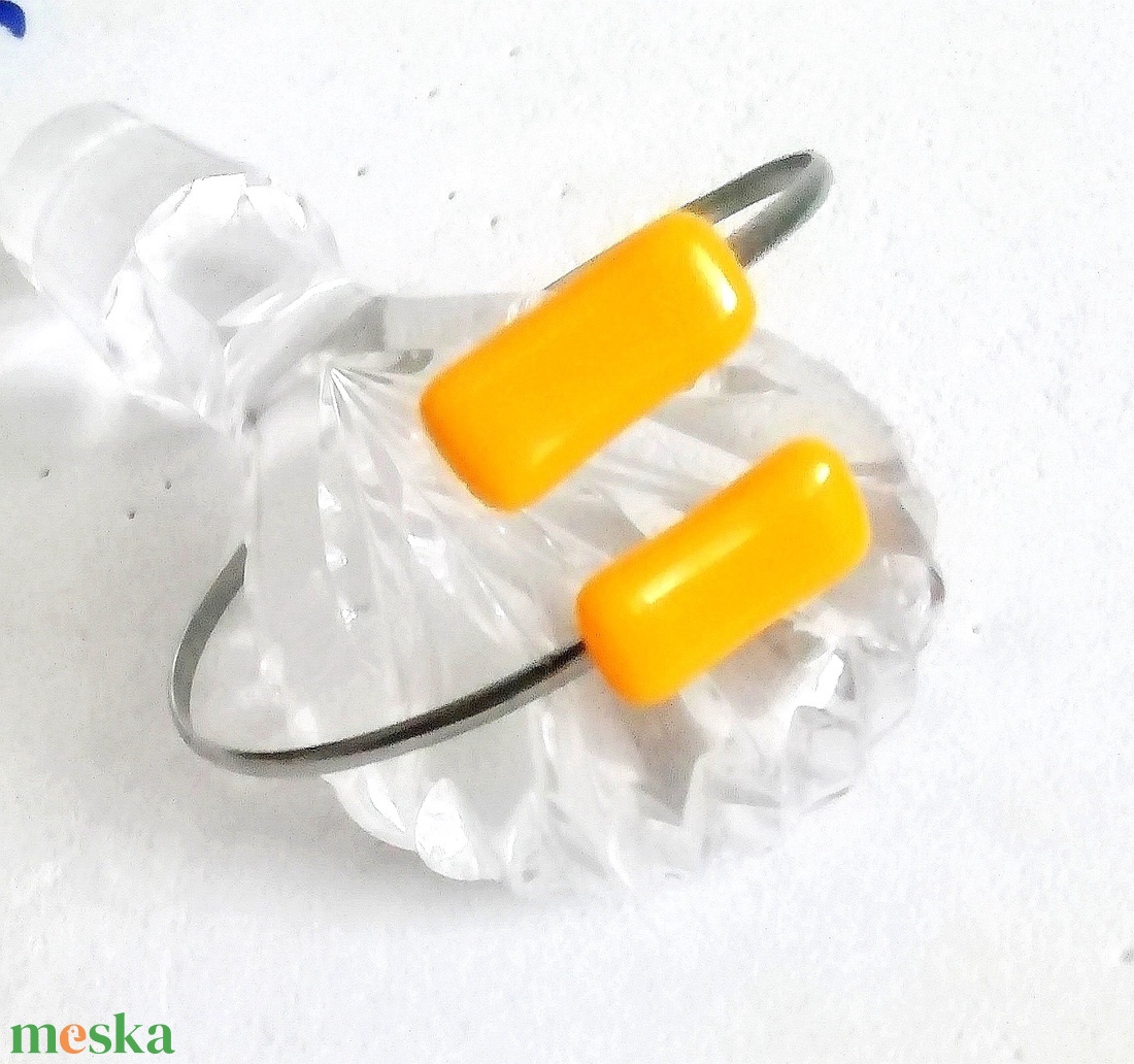 NEMESACÉL!  Színek fúziója sárgán karkötő, ajándék névnapra születésnapra. - ékszer - ékszerszett - Meska.hu