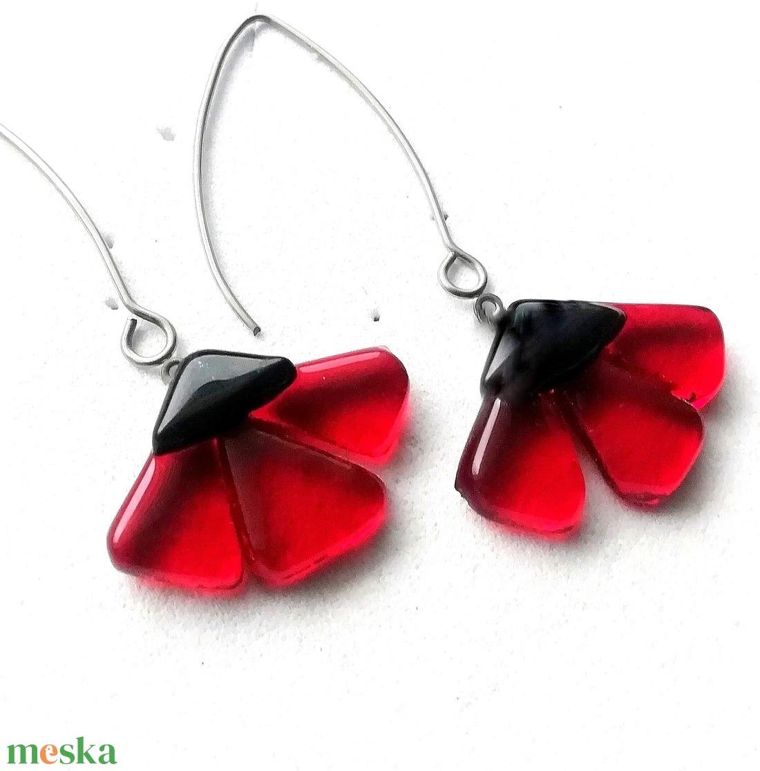 ORVOSI FÉM!  Pipacsok fülbevaló. - ékszer - fülbevaló - lógó fülbevaló - Meska.hu