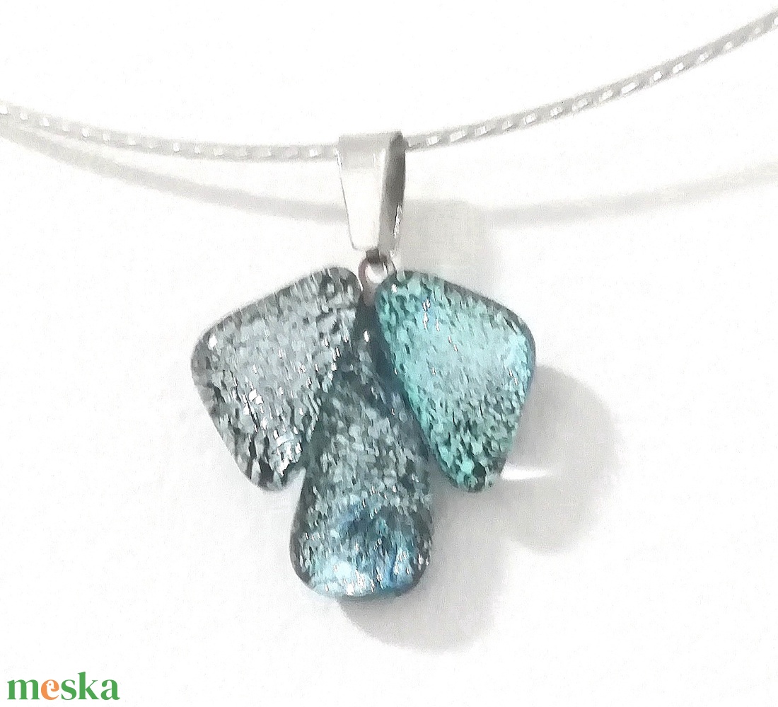  NEMESACÉL!  Ezüstkék cseppek dichroic nyaklánc. - ékszer - nyaklánc - medálos nyaklánc - Meska.hu