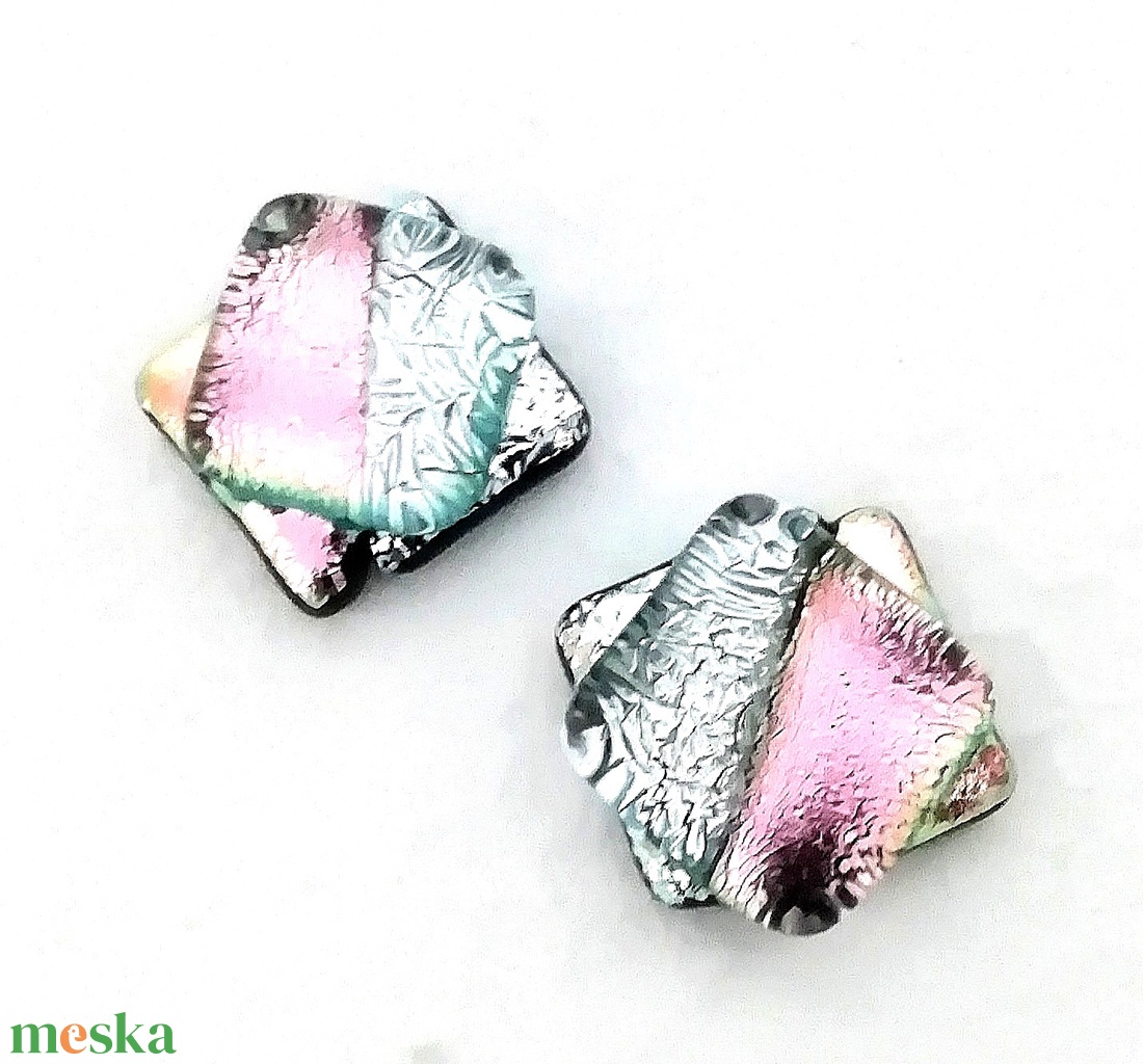 Orchidea dichroic  fülbevaló. - ékszer - fülbevaló - pötty fülbevaló - Meska.hu