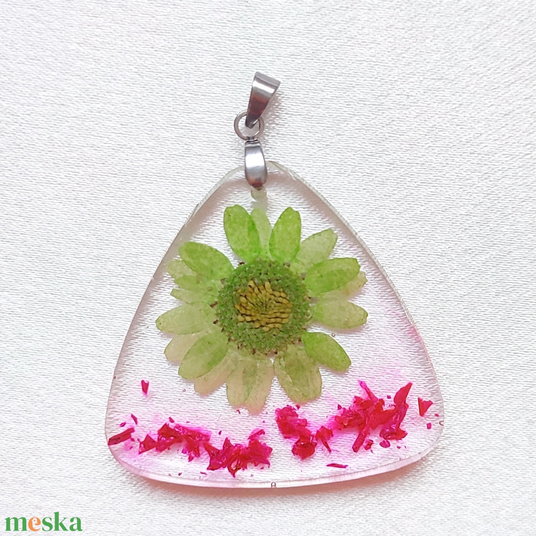 Magenta Zöld Műgyanta Ékszerszett Valódi virágokkal és pink füstfóliával - ékszer - ékszerszett - Meska.hu