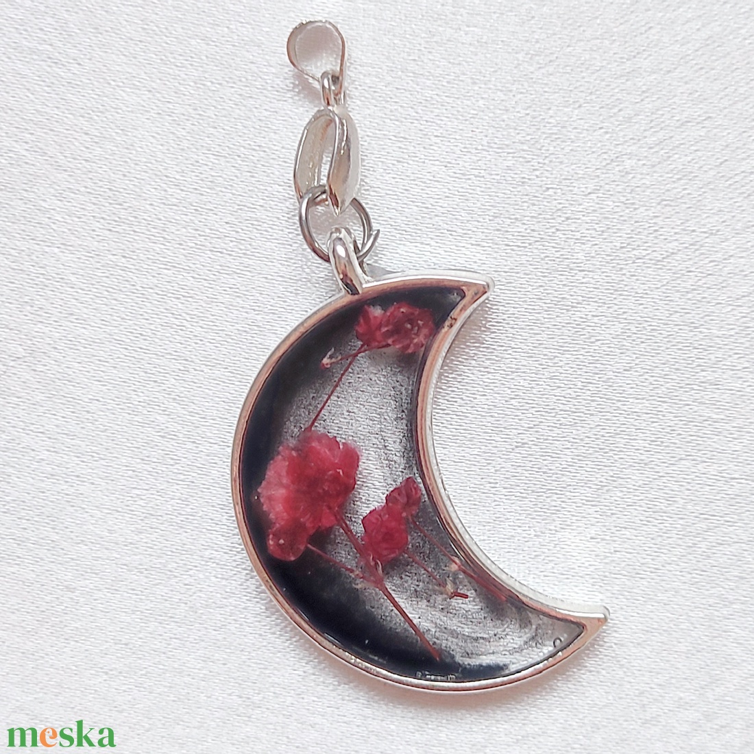 Titokzatos Éjfél Hold - Fekete-vörös gyanta ékszerszett, hold alakú - ékszer - ékszerszett - Meska.hu