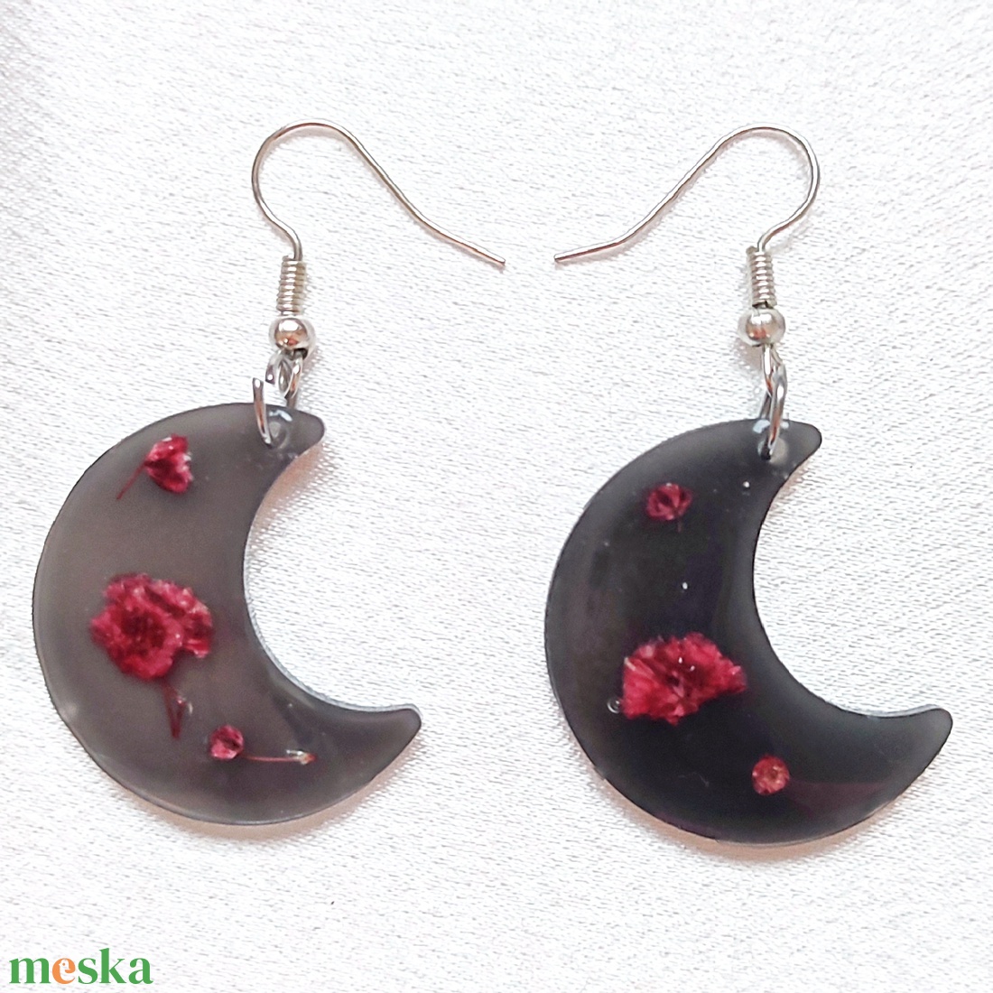 Titokzatos Éjfél Hold - Fekete-vörös gyanta ékszerszett, hold alakú - ékszer - ékszerszett - Meska.hu