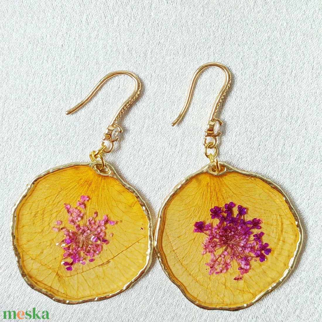 Valódi Sárga Rózsaszirom Fülbevaló Cirkónia Köves Akasztóval - ékszer - fülbevaló - lógó fülbevaló - Meska.hu