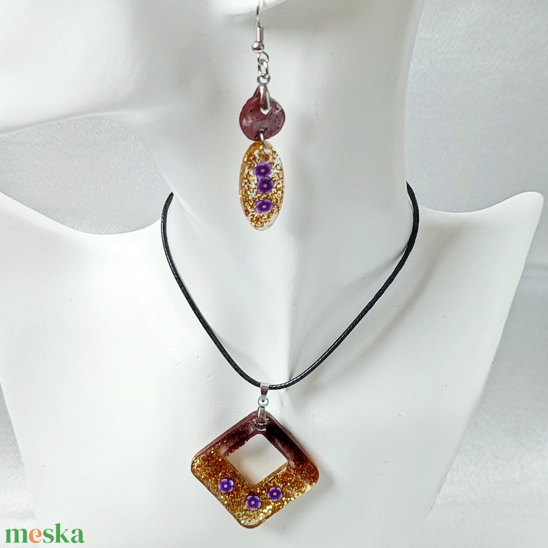 Arany Ragyogás � Lila Virágos Műgyanta Ékszerszett - ékszer - ékszerszett - Meska.hu