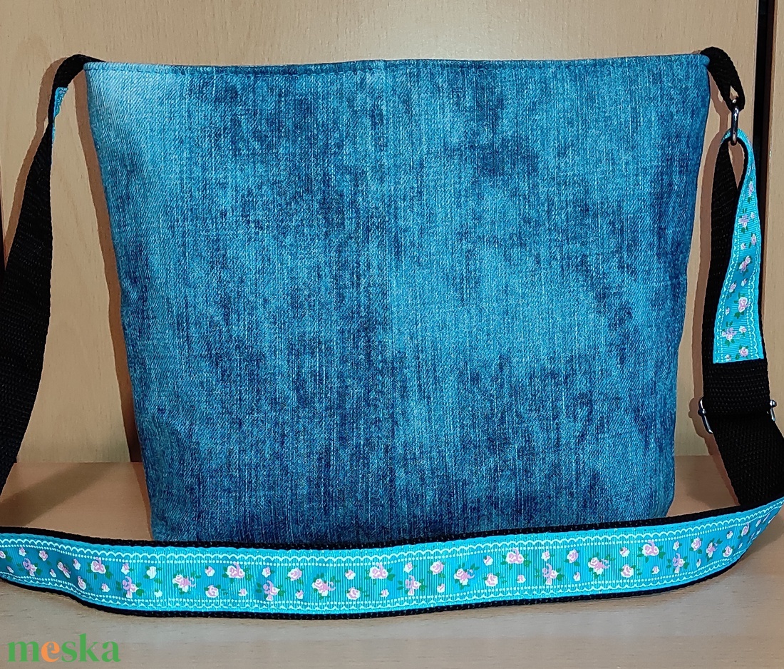 Farmer crossbody táska - táska & tok - kézitáska & válltáska - vállon átvethető táska - Meska.hu Farmer crossbody táska - táska & tok - kézitáska & válltáska - vállon átvethető táska - Meska.hu