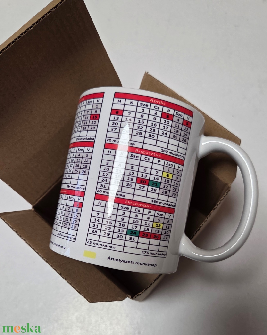 2026 Munkaidő naptár - Minden ünnep egy helyen! - otthon & életmód - konyhafelszerelés, tálalás - tálalás - bögre & csésze - Meska.hu