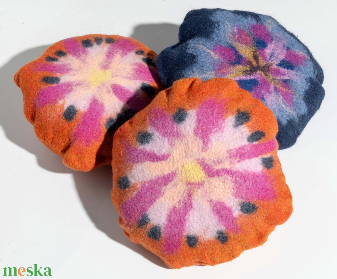 sötétkék VIRÁG párna - otthon & életmód - lakástextil - párna & párnahuzat - Meska.hu