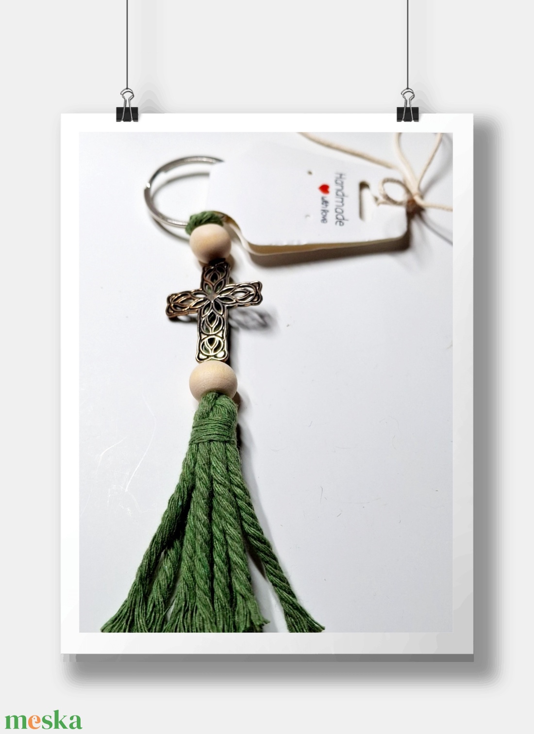 Kereszt medállal, fagyöngyökkel készült spirituális ajándék kulcstartó  - táska & tok - kulcstartó & táskadísz - kulcstartó - Meska.hu