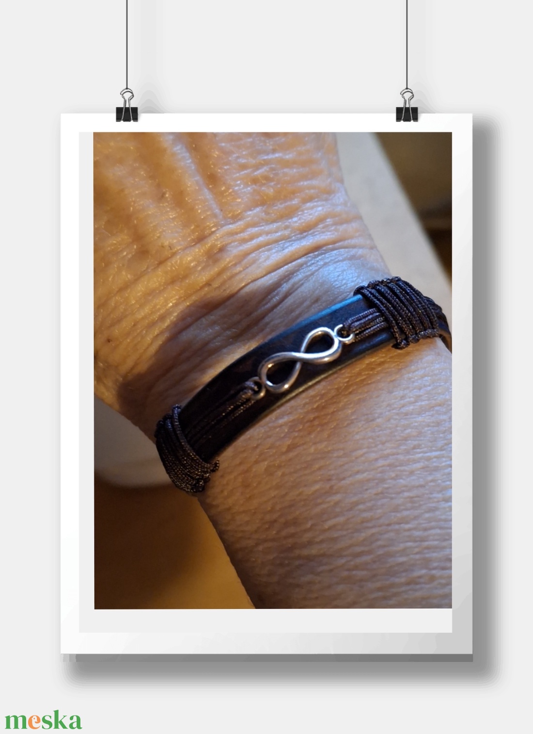 Bőrkarkötő végtelen szeretet medállal  - ékszer - karkötő - karkötő medállal - Meska.hu