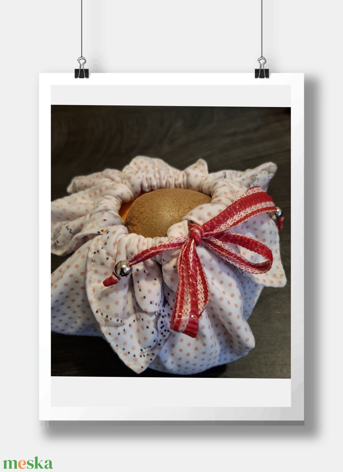 Gyümölcstartó kosárka mintás anyagból szalaggal  - otthon & életmód - dekoráció - asztal és polc dekoráció - dekorációs tál, tartó - Meska.hu