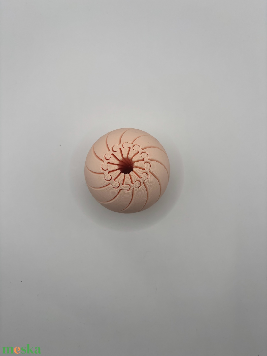 Csavarható fidget labda � stresszoldó ügyességi tárgy - otthon & életmód - dekoráció - asztal és polc dekoráció - asztaldísz - Meska.hu