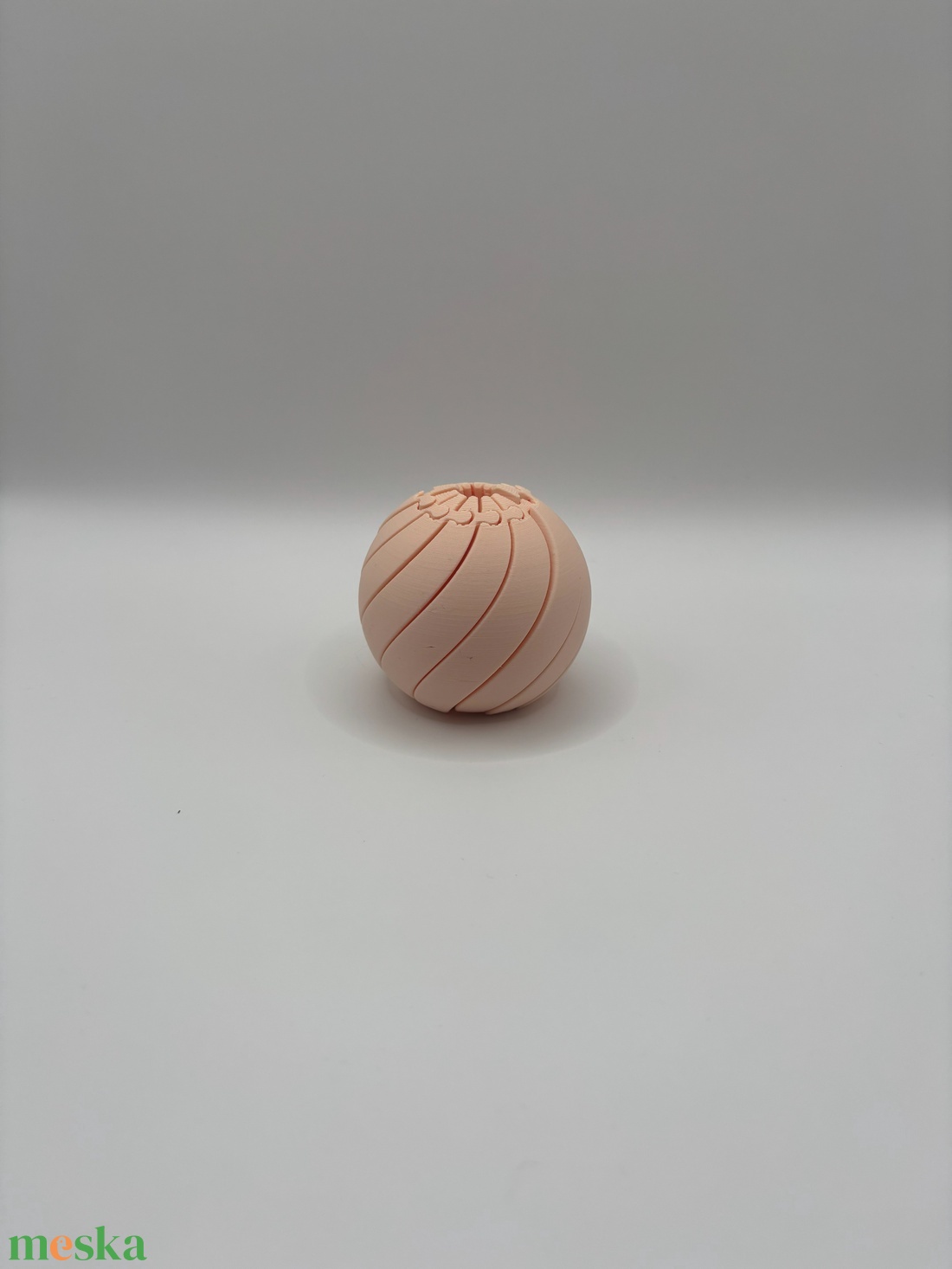 Csavarható fidget labda � stresszoldó ügyességi tárgy - otthon & életmód - dekoráció - asztal és polc dekoráció - asztaldísz - Meska.hu