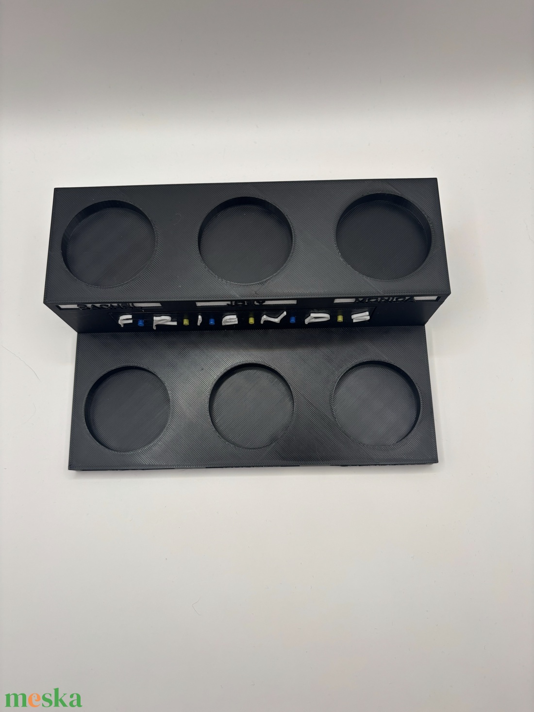 Friends ihlette McDonald's figura tartó - esküvő - dekoráció - helyszíni dekor - Meska.hu