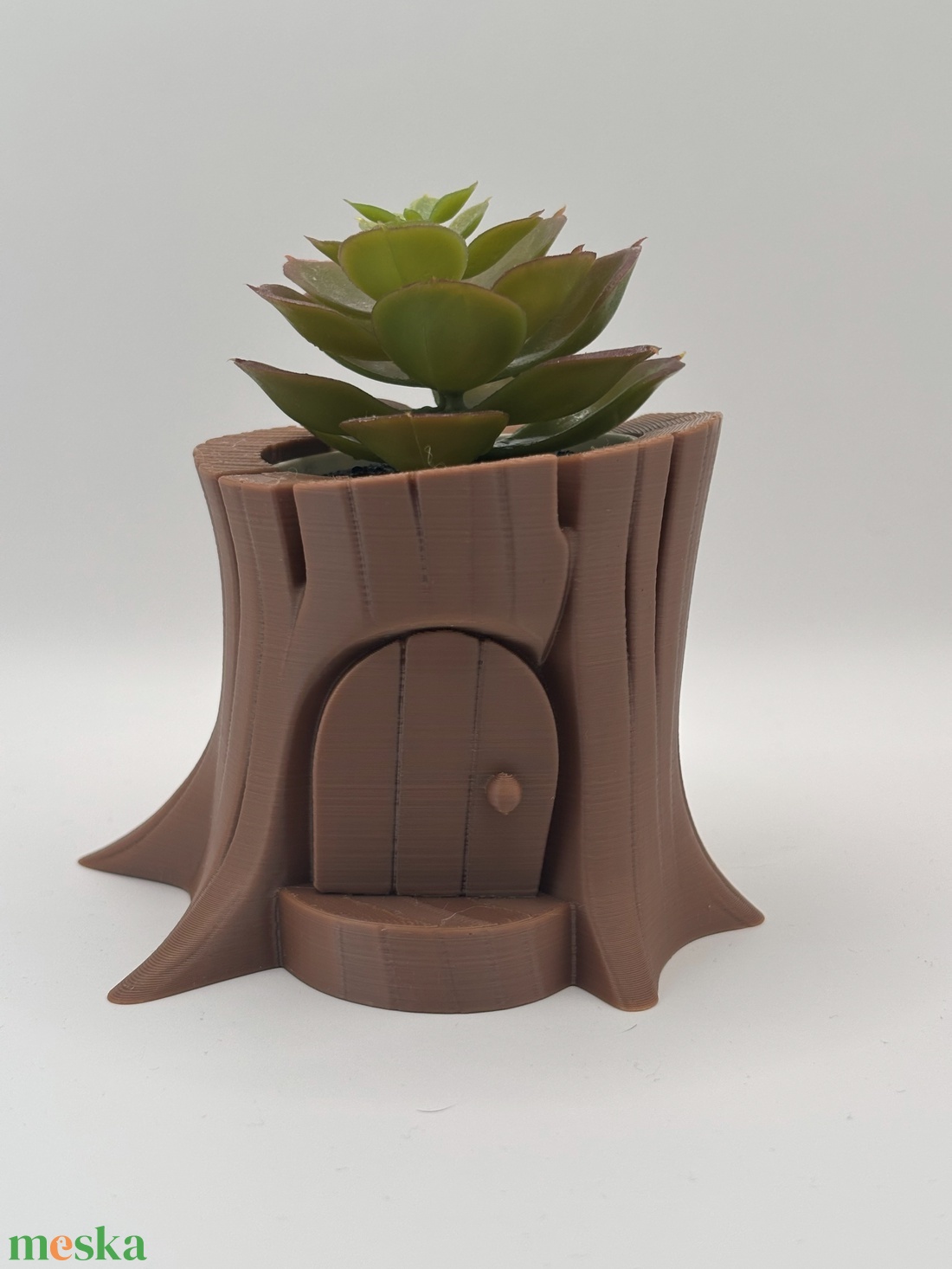 Mesebeli fatörzs kaspó ajtóval � tündérház stílusú növénytartó - esküvő - dekoráció - asztaldísz - Meska.hu