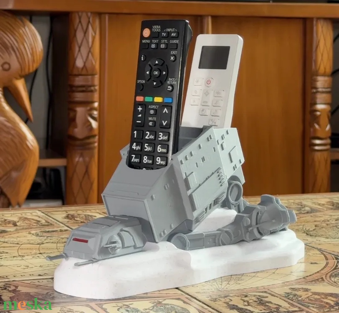 Star Wars AT-AT távirányító tartó - otthon & életmód - dekoráció - asztal és polc dekoráció - asztaldísz - Meska.hu
