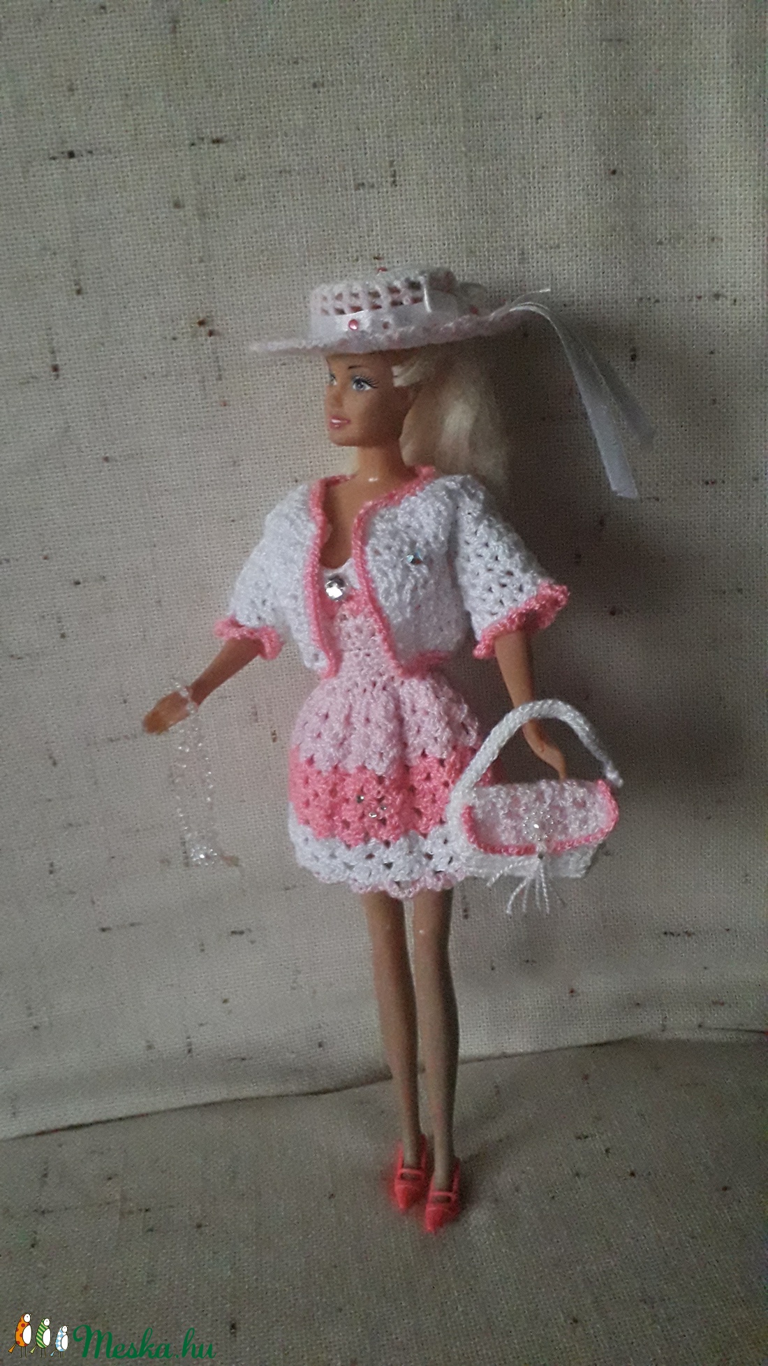 Barbie ruha garnitúra - játék & sport - baba & babaház - babaruha, babakellék - Meska.hu Barbie ruha garnitúra - játék & sport - baba & babaház - babaruha, babakellék - Meska.hu