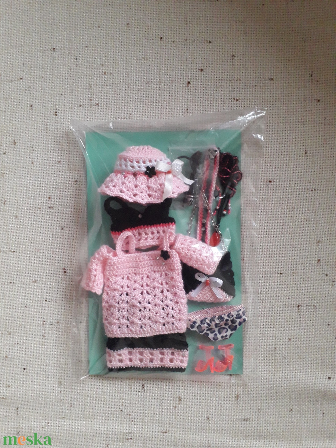 Barbi baba horgolt ruha garnitúra - játék & sport - baba & babaház - barbie ruhák - Meska.hu Barbi baba horgolt ruha garnitúra - játék & sport - baba & babaház - barbie ruhák - Meska.hu