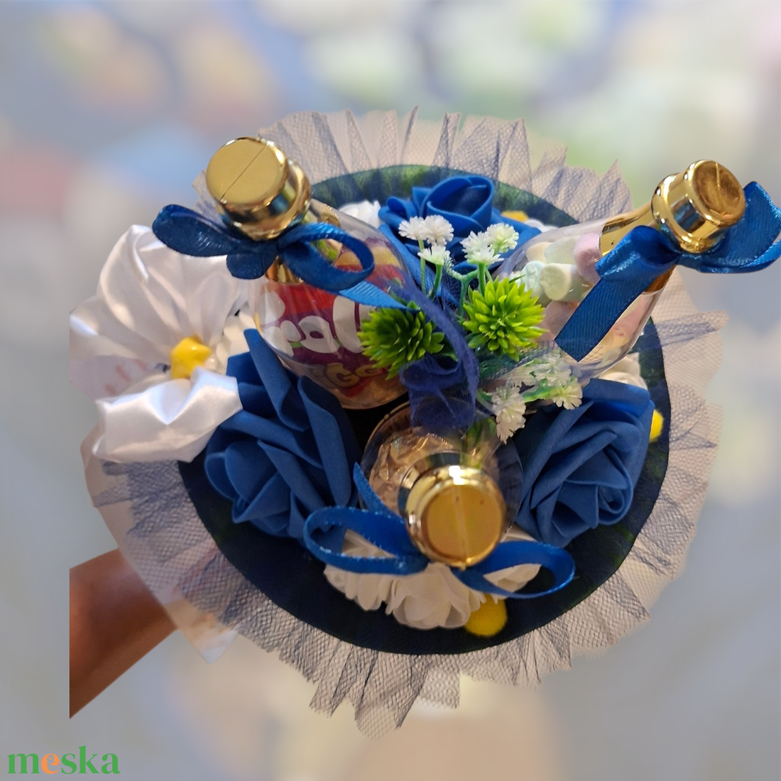 Óvodai ballagási csokor édességgel - otthon & életmód - virágdekoráció - virágok - virágcsokor - Meska.hu