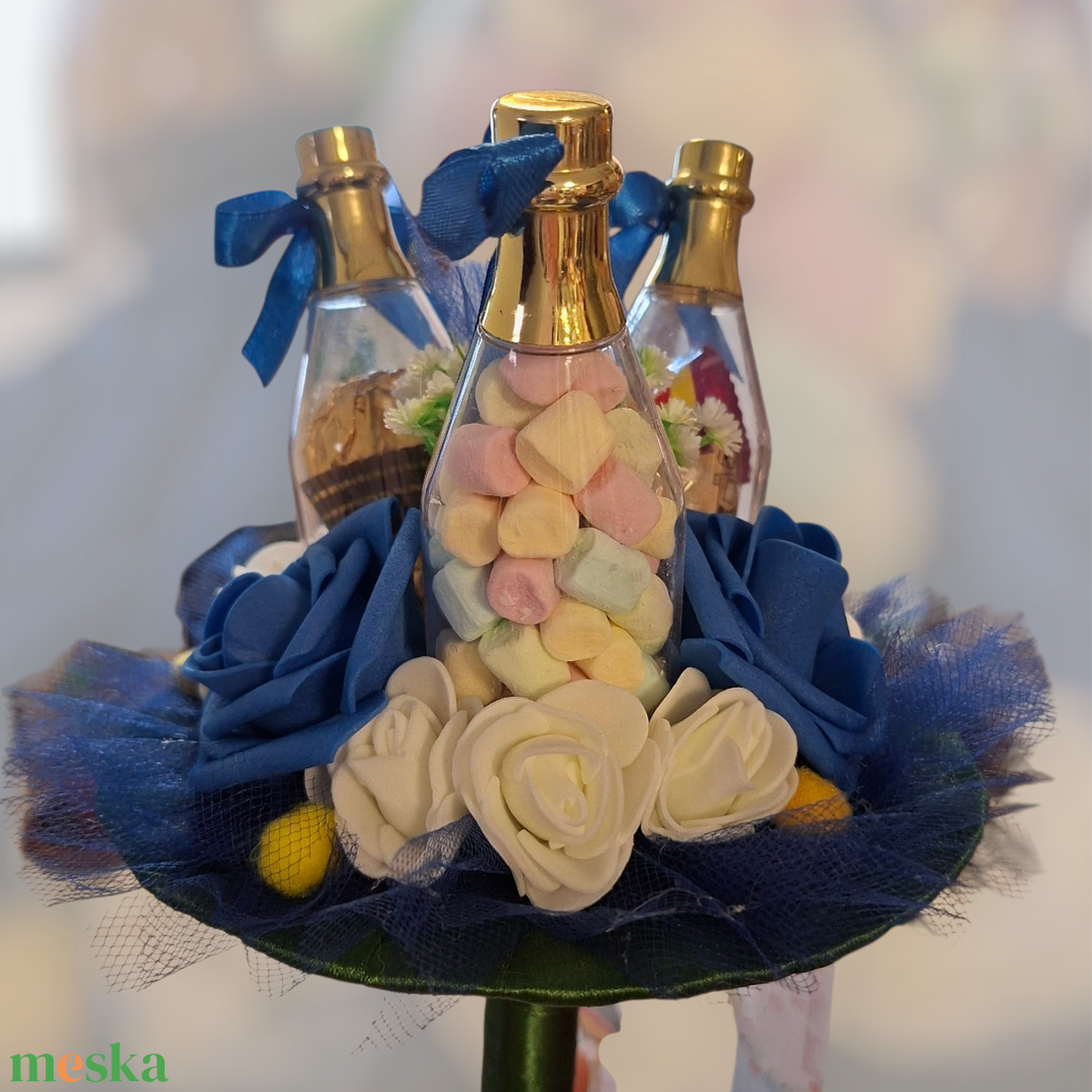 Óvodai ballagási csokor édességgel - otthon & életmód - virágdekoráció - virágok - virágcsokor - Meska.hu