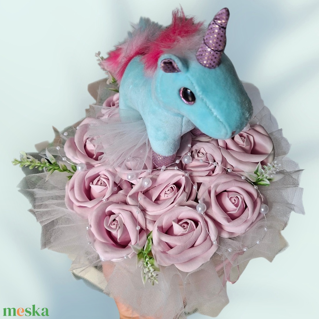 Unicornisos ajándékbox ballagásra - otthon & életmód - virágdekoráció - virágok - virágbox - Meska.hu