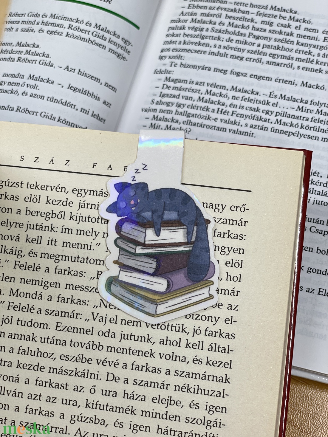 Mágneses könyvjelző hologramos - Mr. Chamberlin könyveken - könyv & zene - könyvjelző - Meska.hu