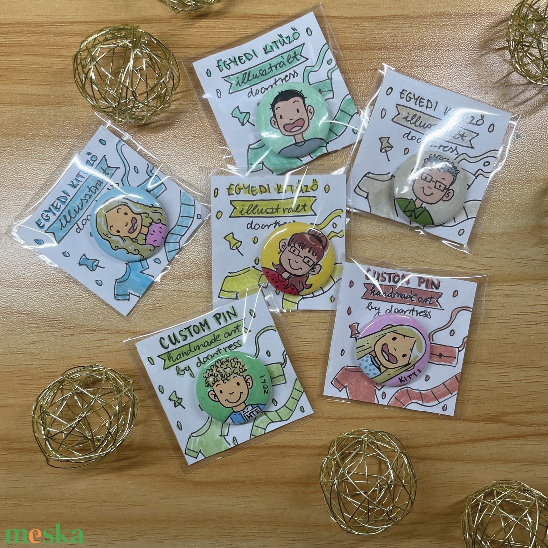 Illusztrált kitűző fotó alapján - ékszer - kitűző és bross - Meska.hu