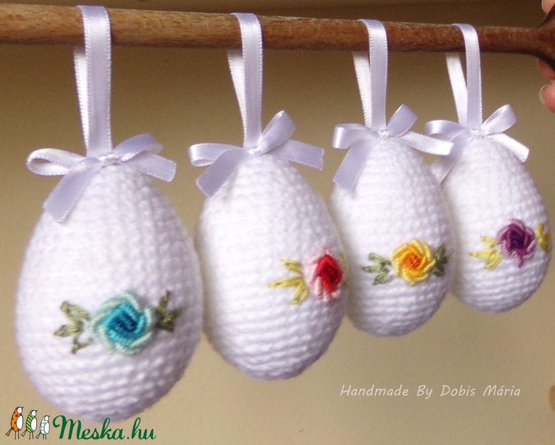 Horgolt húsvéti tojás masnis akasztóval. -  - Meska.hu