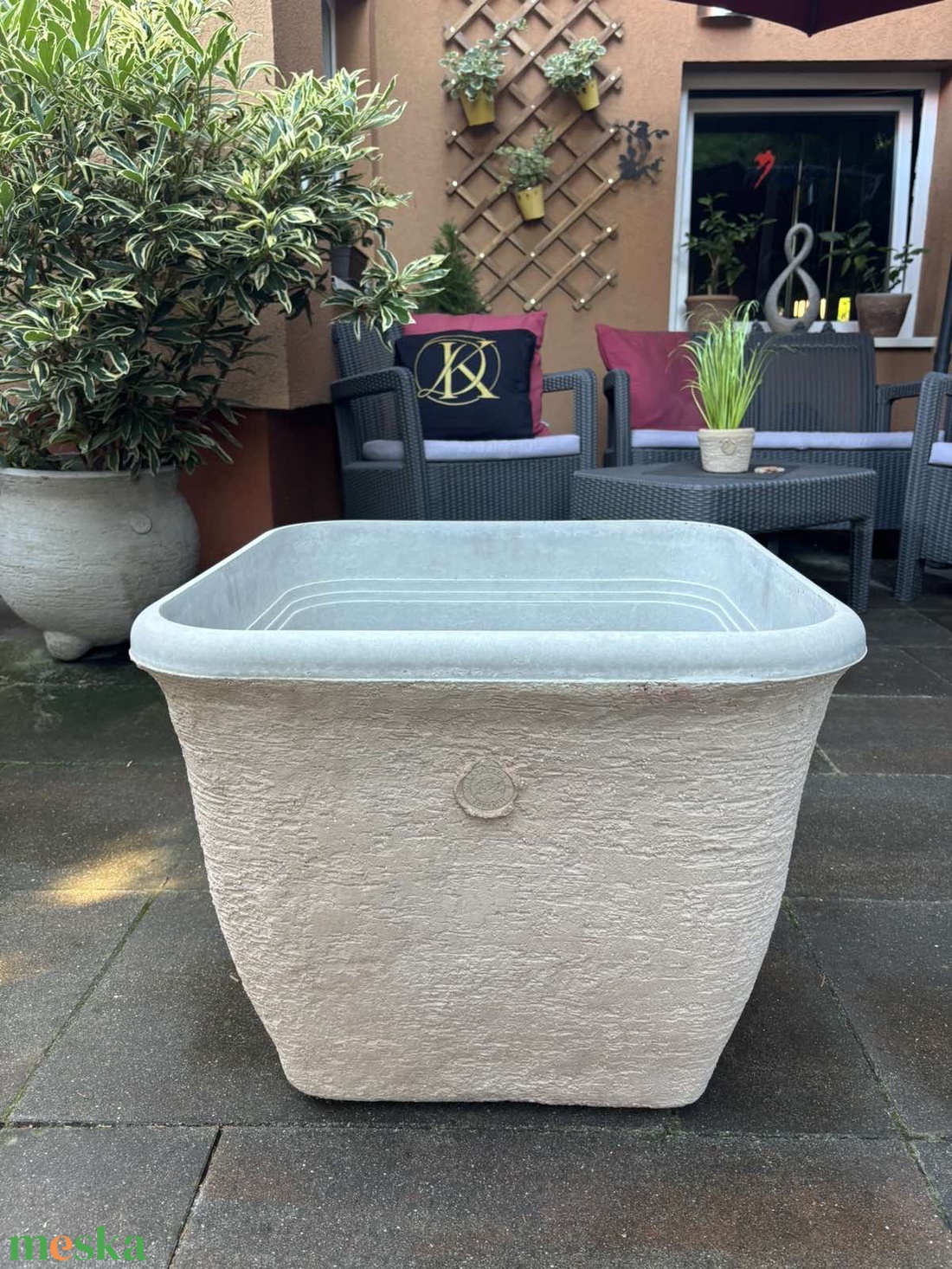 Álmos kőedény - otthon & életmód - ház & kert - virágláda, balkonláda - Meska.hu