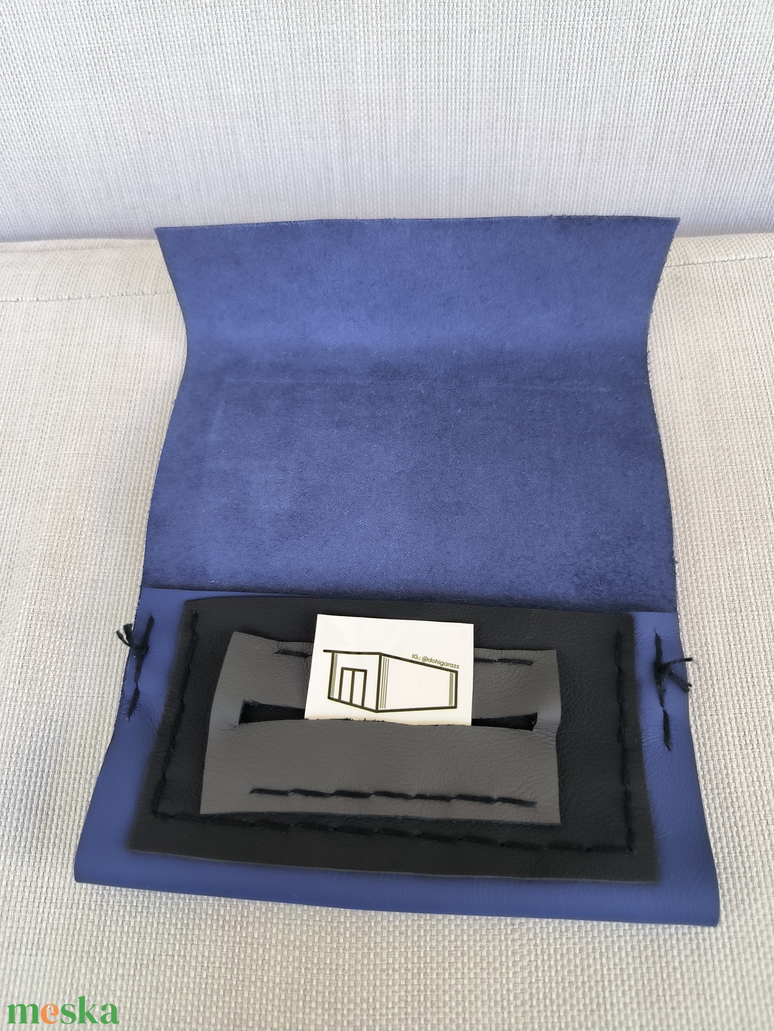 DOHIGARÁZS Dohánytartó / Dohánytárca - Bőr - Kézzel készített - Bordó - táska & tok - pénztárca & más tok - dohánytasak & szütyő - Meska.hu