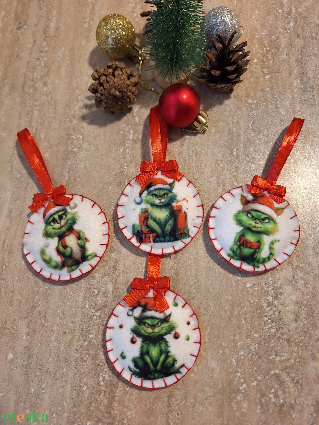 Grinches karácsonyi filc díszek - karácsony - karácsonyi lakásdekoráció - karácsonyfadíszek - Meska.hu Grinches karácsonyi filc díszek - karácsony - karácsonyi lakásdekoráció - karácsonyfadíszek - Meska.hu