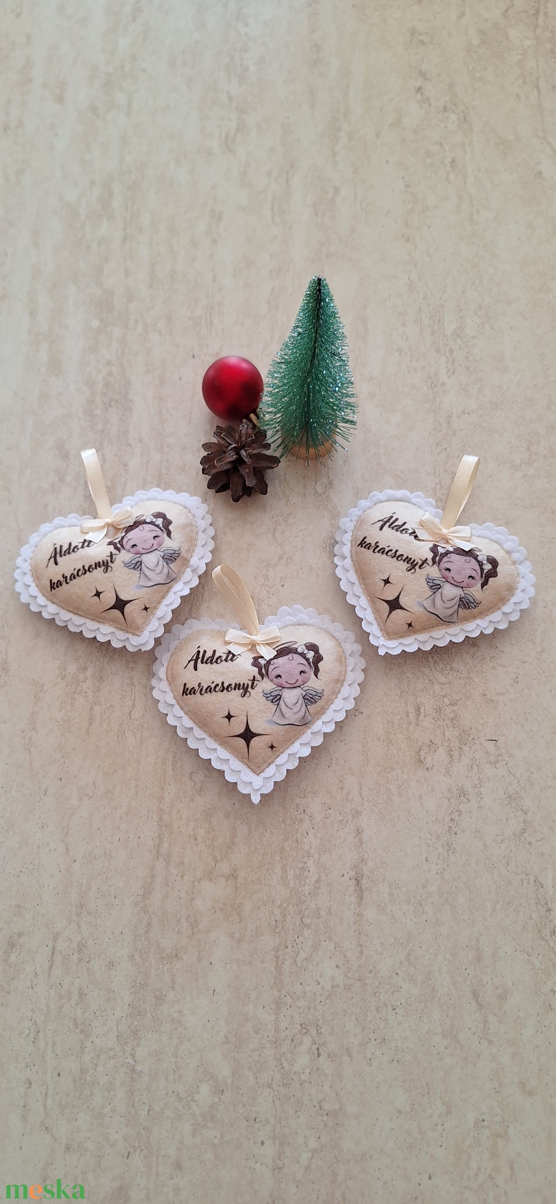 Cuki angyalkás karácsonyi filc díszek  - karácsony - karácsonyi lakásdekoráció - karácsonyfadíszek - Meska.hu