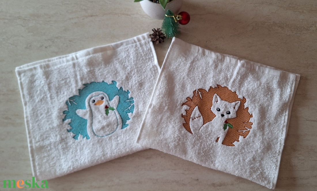 Téli hímzett kéztörlő - karácsony - karácsonyi lakásdekoráció - karácsonyi lakásdíszek - Meska.hu