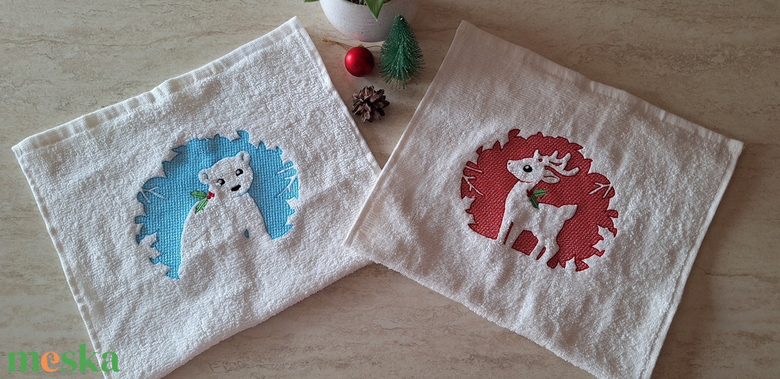 Téli hímzett kéztörlő - karácsony - karácsonyi lakásdekoráció - karácsonyi lakásdíszek - Meska.hu