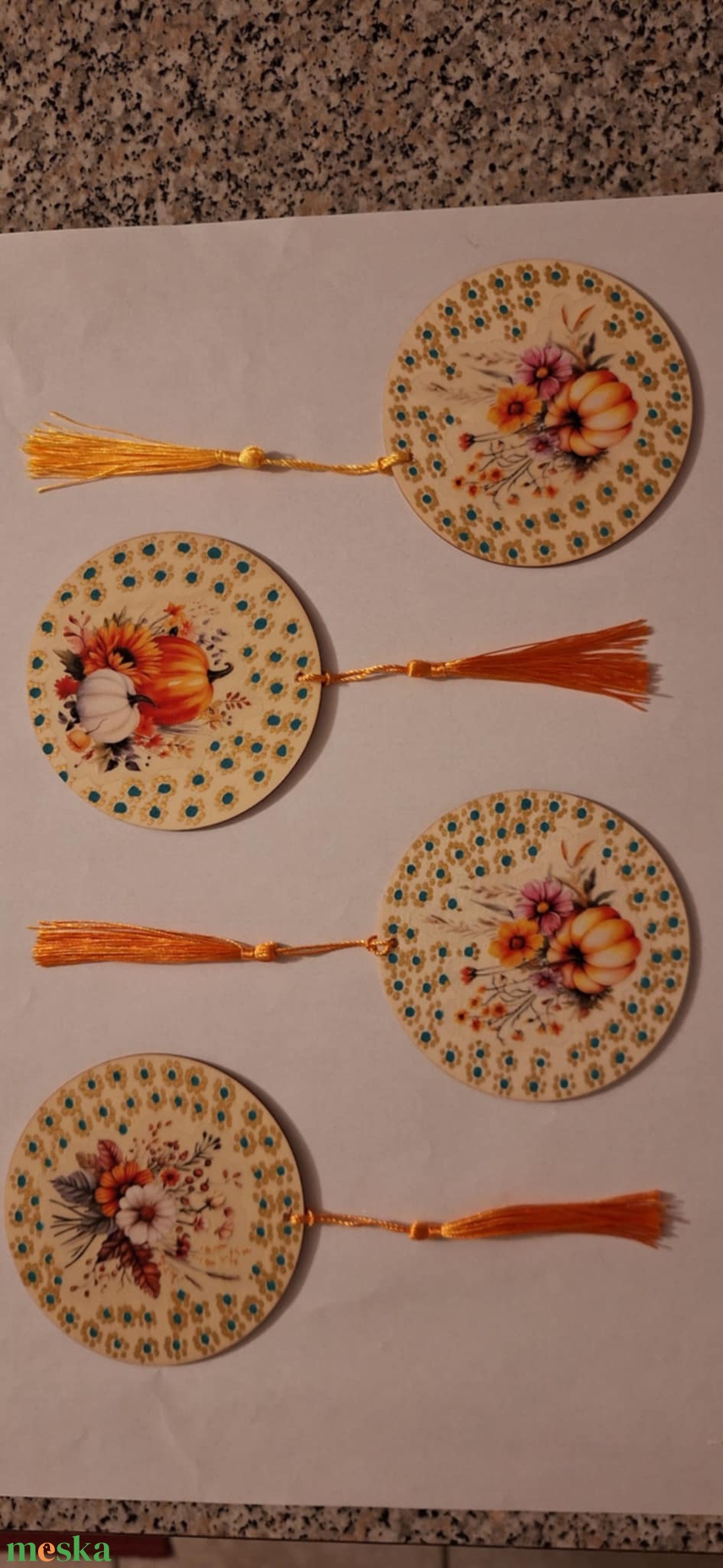 Fa alapú dísztárgy. - kellékek & szerszámok - dekorációs kellékek - őszi dekor - őszi dekortök - Meska.hu