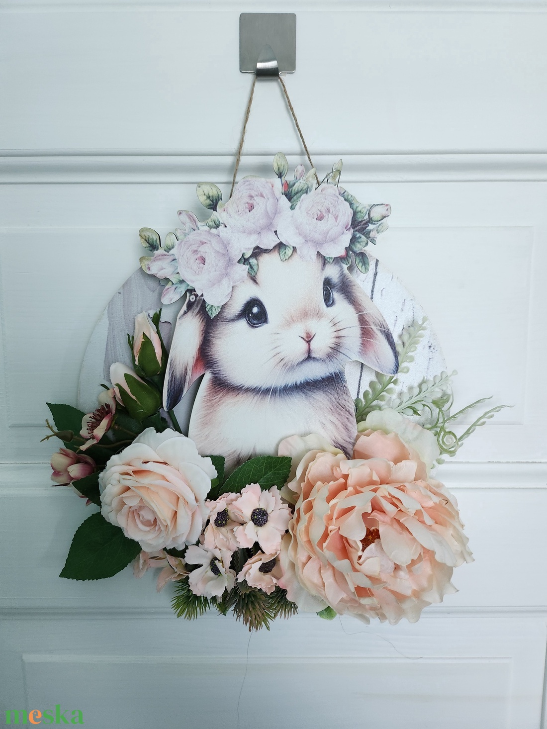 Kisnyuszi virágok közt LED ajtódísz - ünnepi díszek, dekorációk - húsvéti díszek és dekorációk - húsvéti ajtódísz, kopogtató - Meska.hu