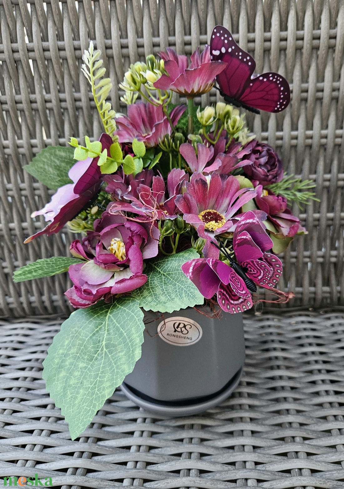 Bíbor pillangók asztaldísz - otthon & életmód - dekoráció - asztal és polc dekoráció - asztaldísz - Meska.hu