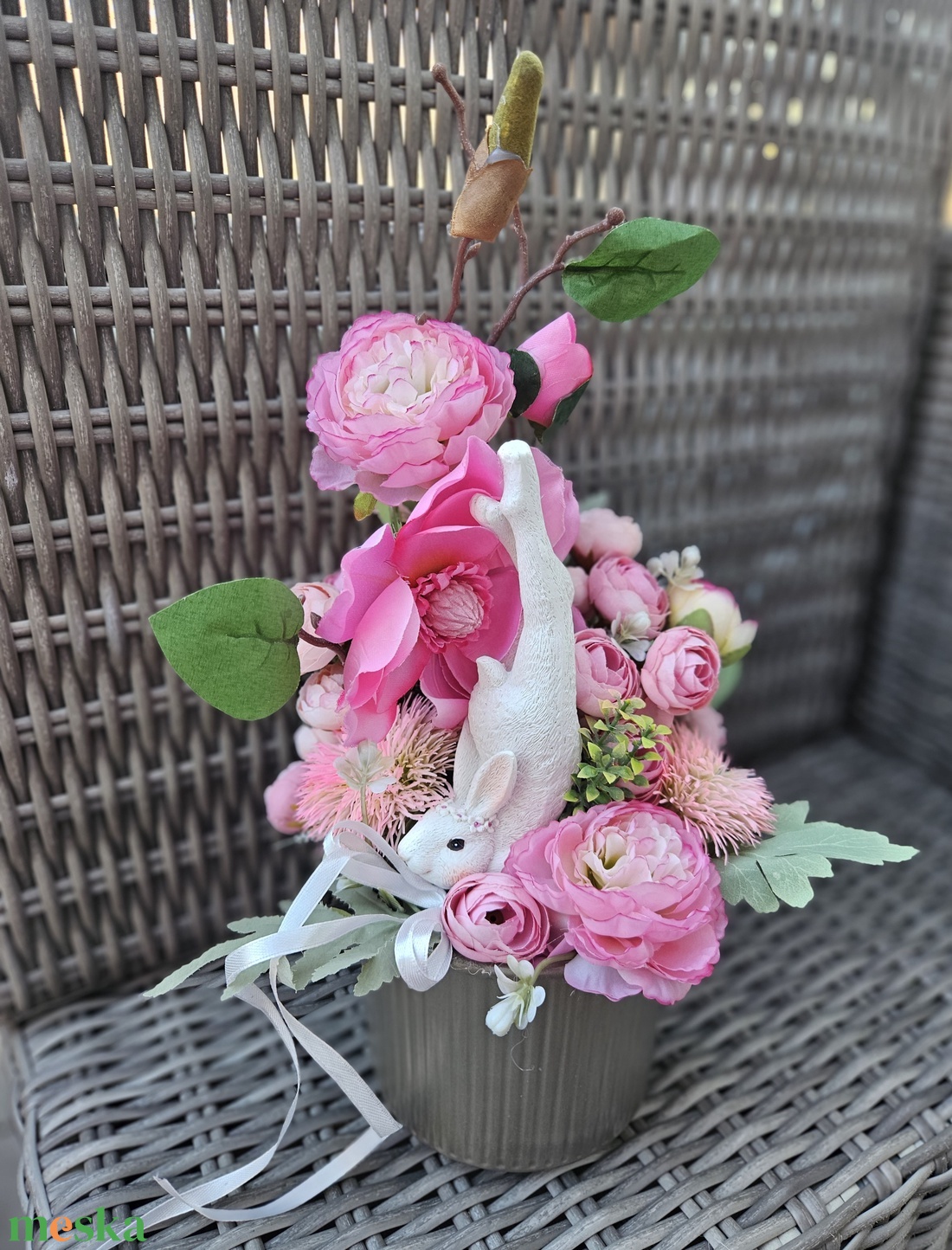 Húsvéti nyúl jógapózban kerámia asztaldísz �� - ünnepi díszek, dekorációk - húsvéti díszek és dekorációk - húsvéti asztaldíszek - Meska.hu