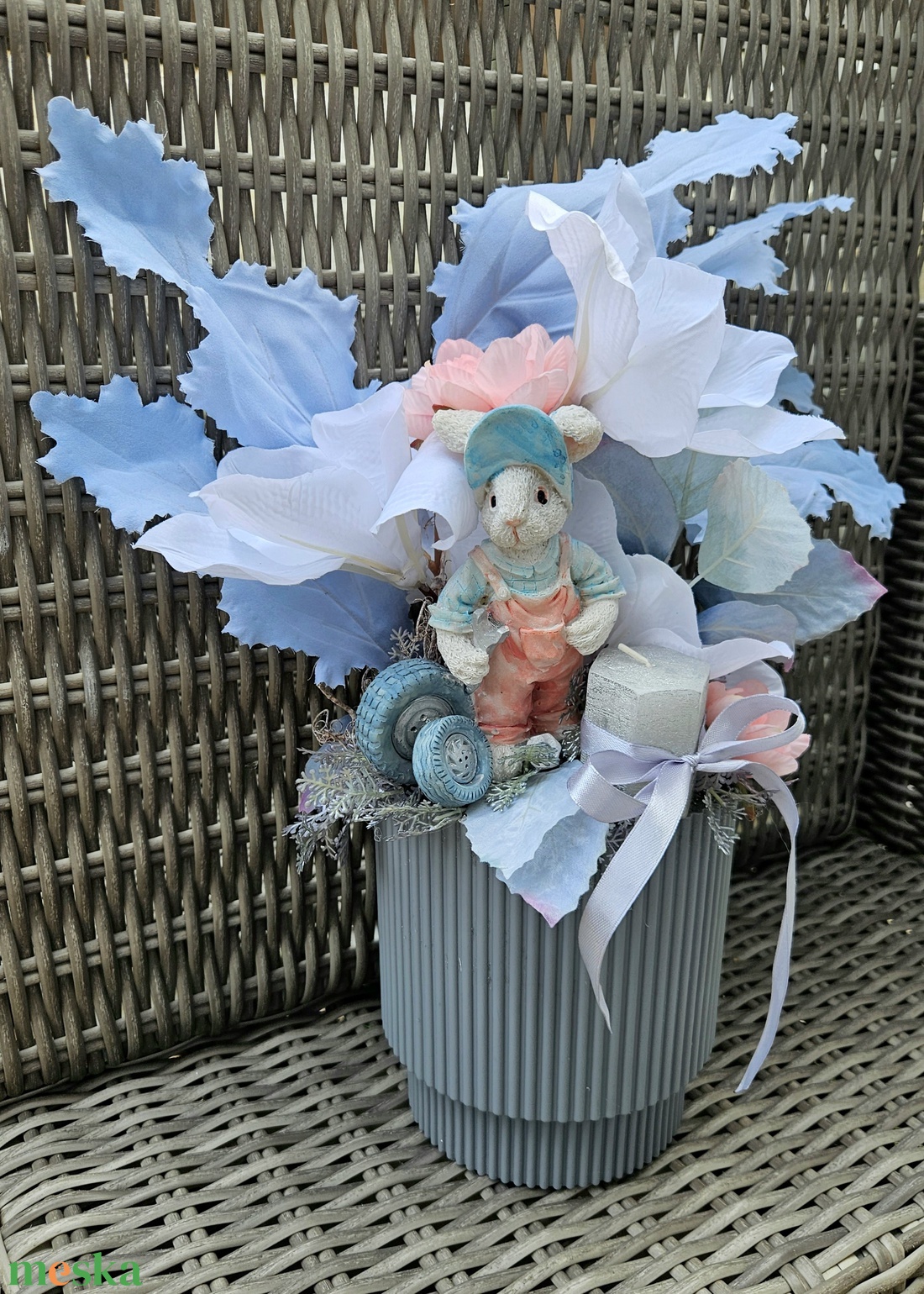 Autószerelő kisnyuszi új garázsban parkolna  - ünnepi díszek, dekorációk - húsvéti díszek és dekorációk - húsvéti asztaldíszek - Meska.hu