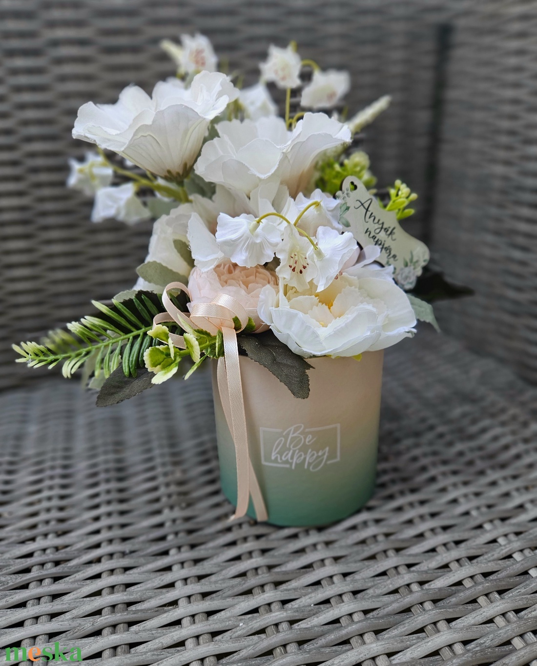 Anyák napi virágbox  - otthon & életmód - virágdekoráció - virágok - virágbox - Meska.hu