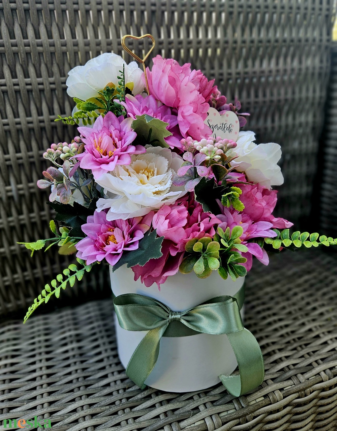 Anyák napi virágbox  - otthon & életmód - virágdekoráció - virágok - virágbox - Meska.hu