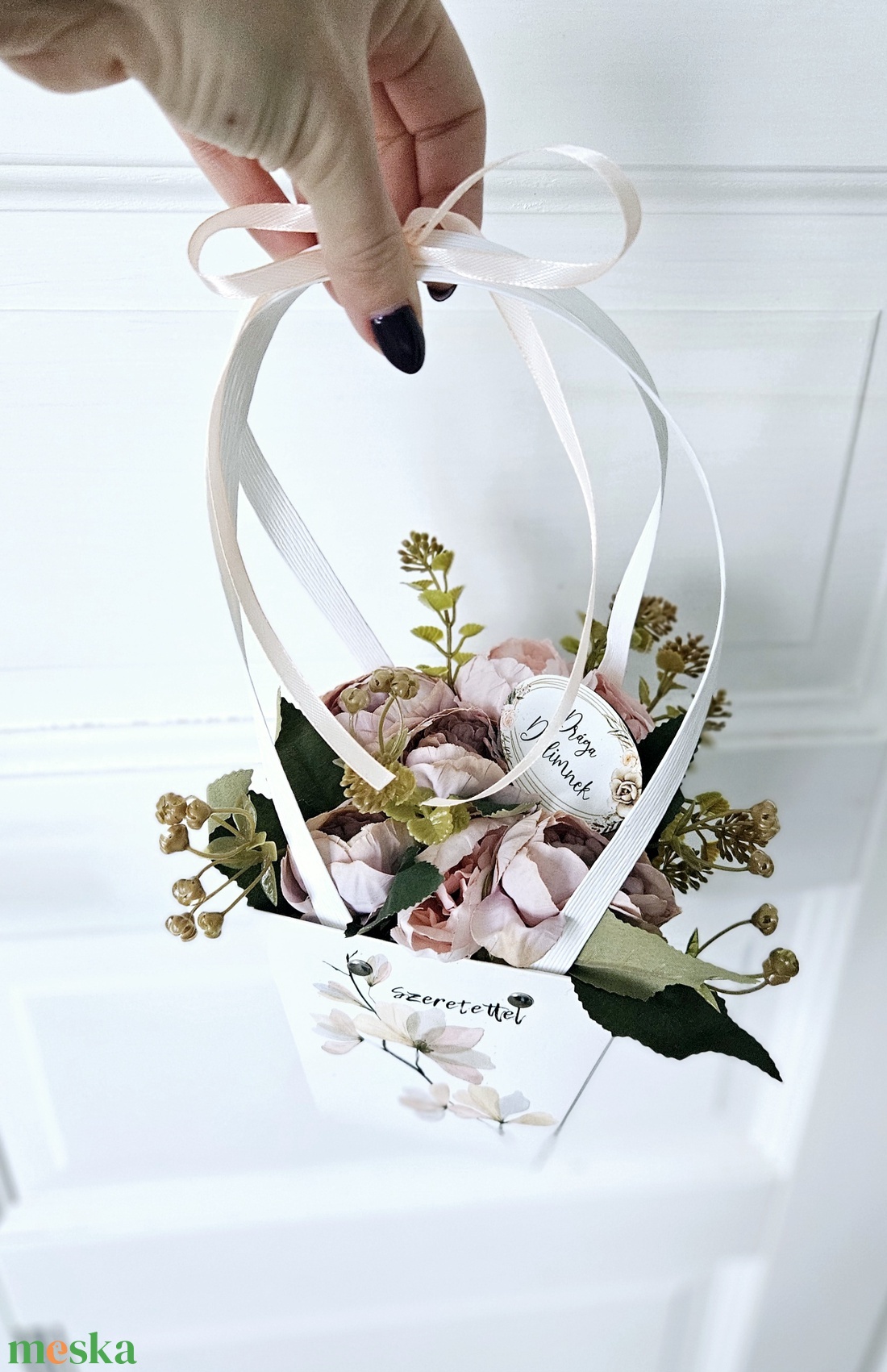 Anyák napi boglárkás ajándéktáska virágbox �� - otthon & életmód - virágdekoráció - virágok - virágbox - Meska.hu